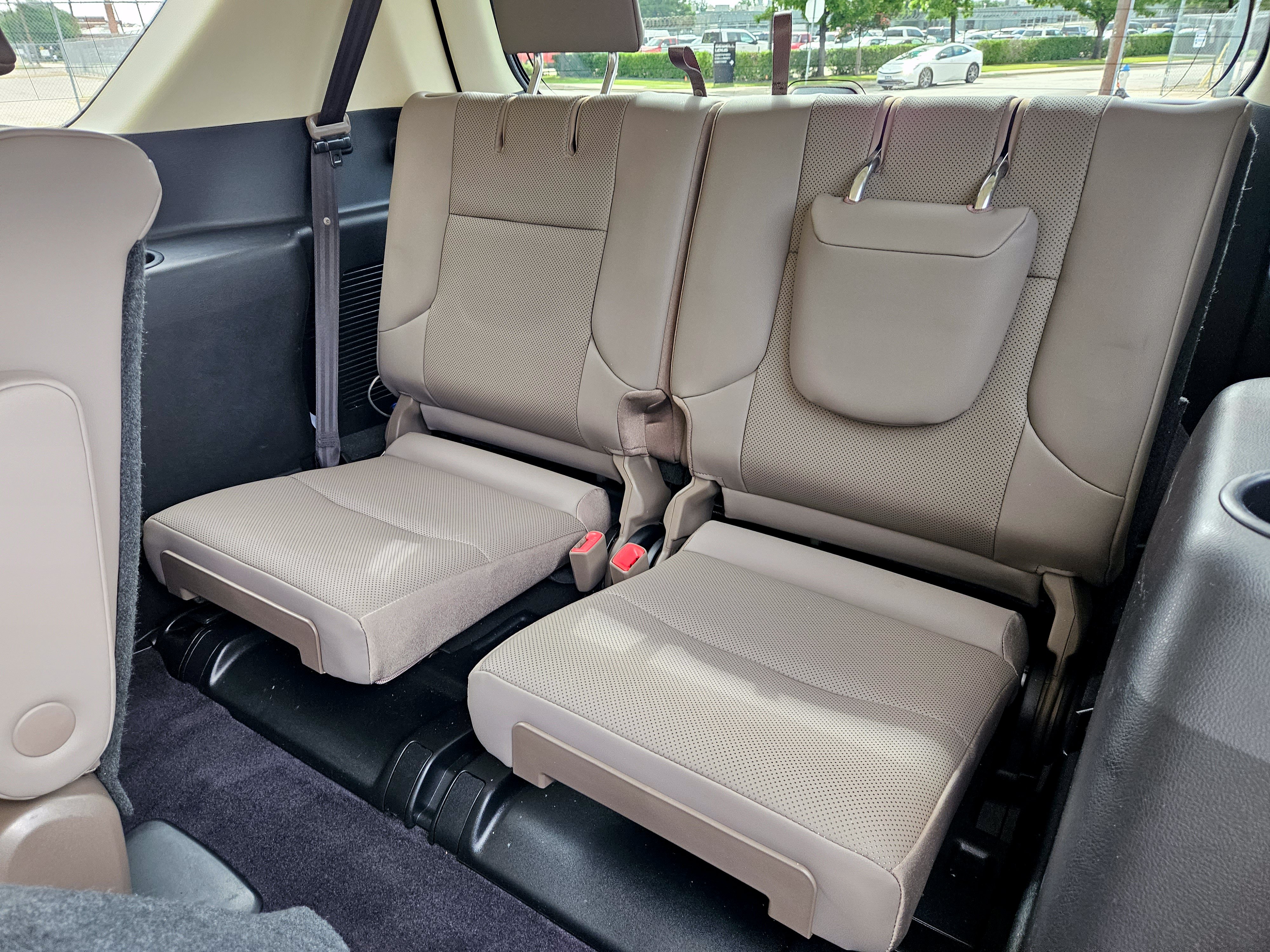 Used 2023 Lexus GX 460 Premium w/ Premium Package AWD/4WD image 31