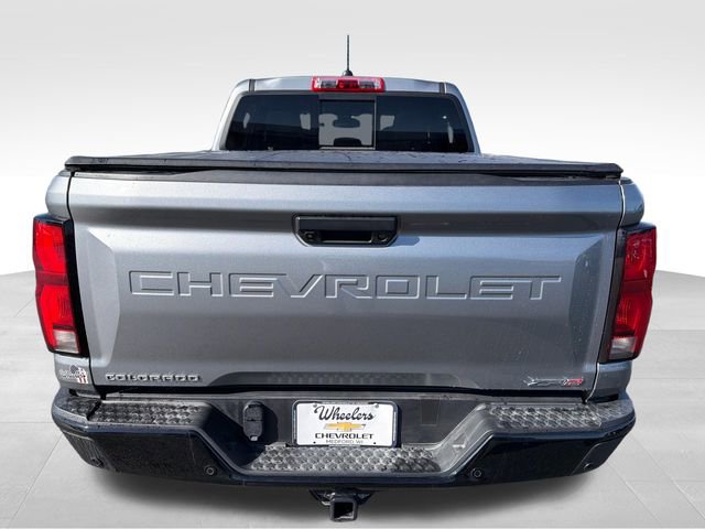 Used 2025 Chevrolet Colorado ZR2 AWD/4WD image 4