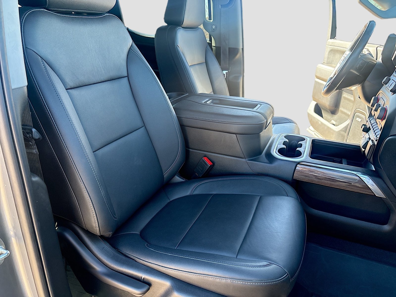 Used 2022 Chevrolet Silverado 1500 LT Trail Boss w/ LT Trail Boss Premium Package AWD/4WD image 28