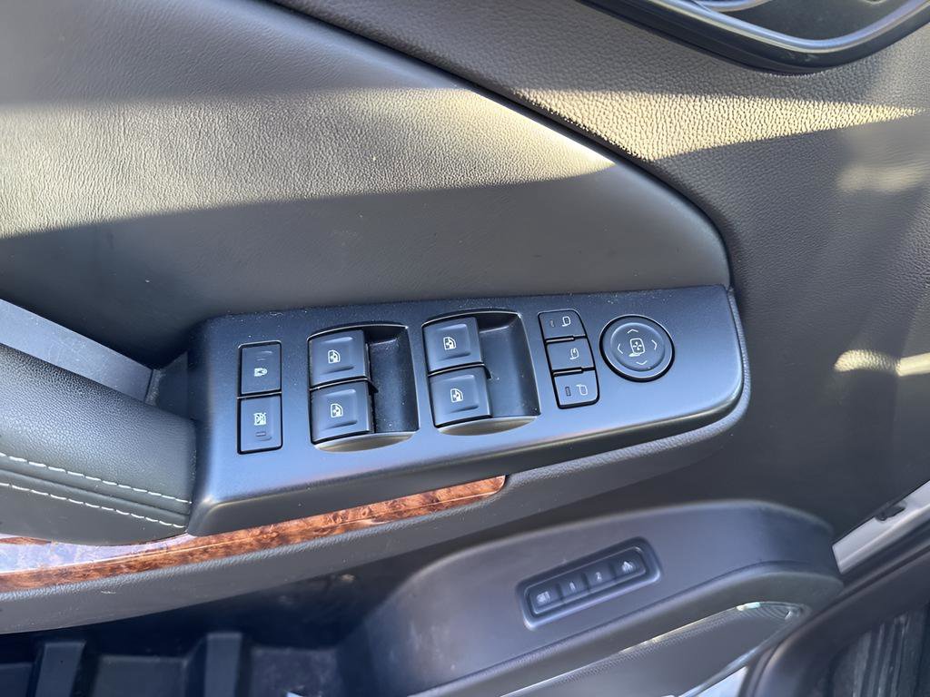 Certified 2016 Chevrolet Suburban LTZ w/ Max Trailering Package AWD/4WD image 35