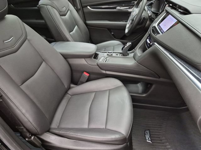 Certified 2023 Cadillac XT5 Premium Luxury w/ LPO, Floor Liner Package AWD/4WD image 27