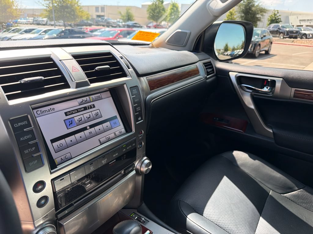 Used 2013 Lexus GX 460 w/ Comfort Plus Pkg AWD/4WD image 26