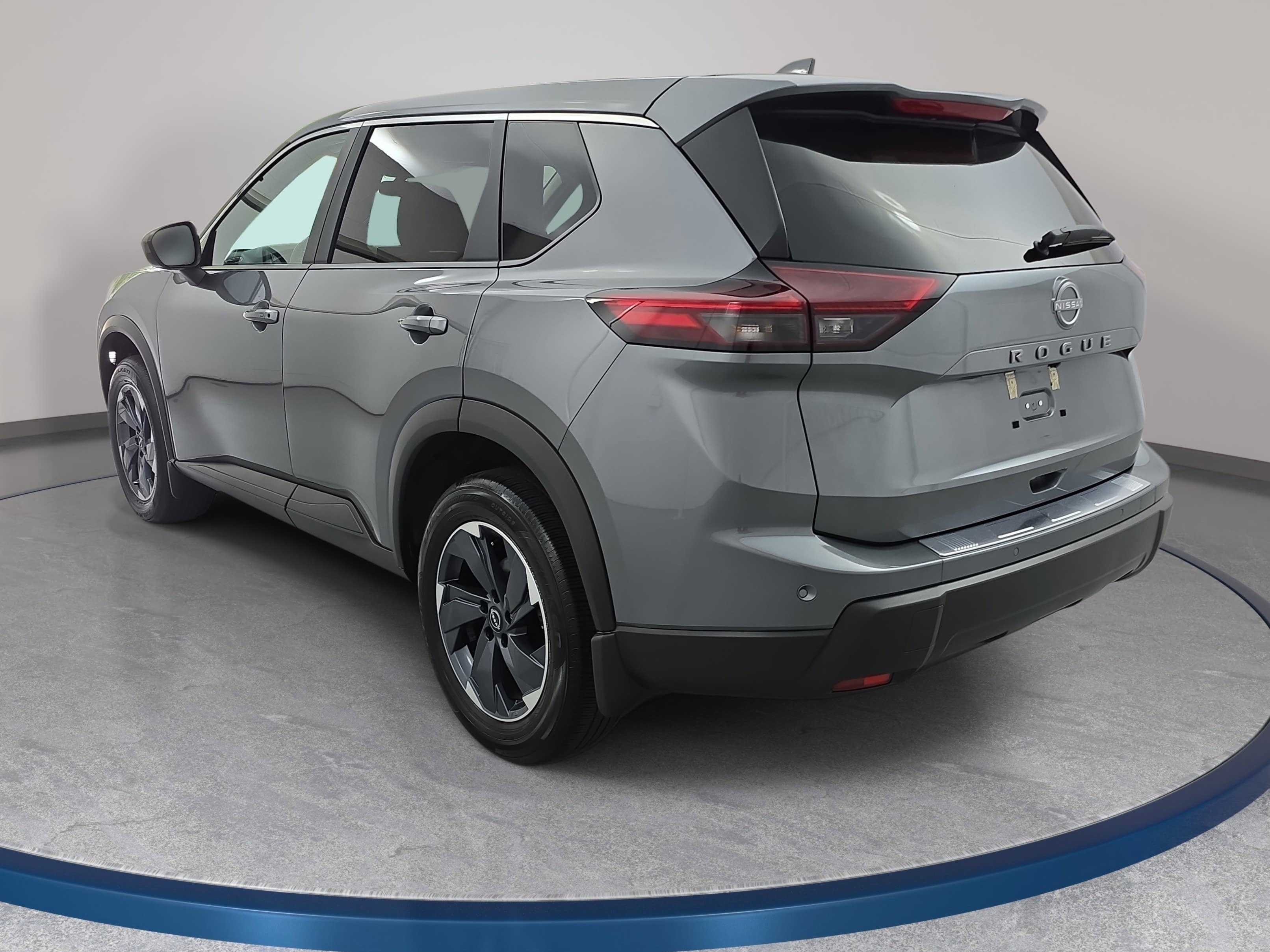 Certified 2025 Nissan Rogue SV FWD image 7