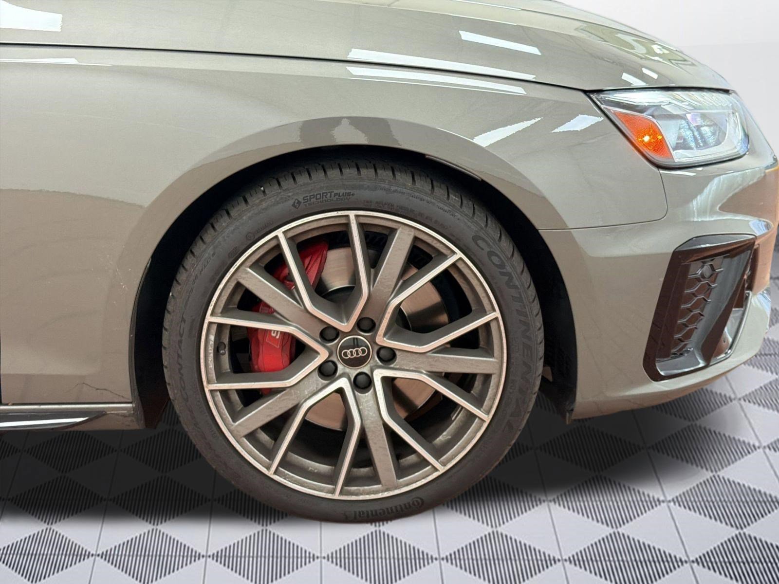 Used 2024 Audi S4 Premium Plus w/ Premium Plus Package image 12