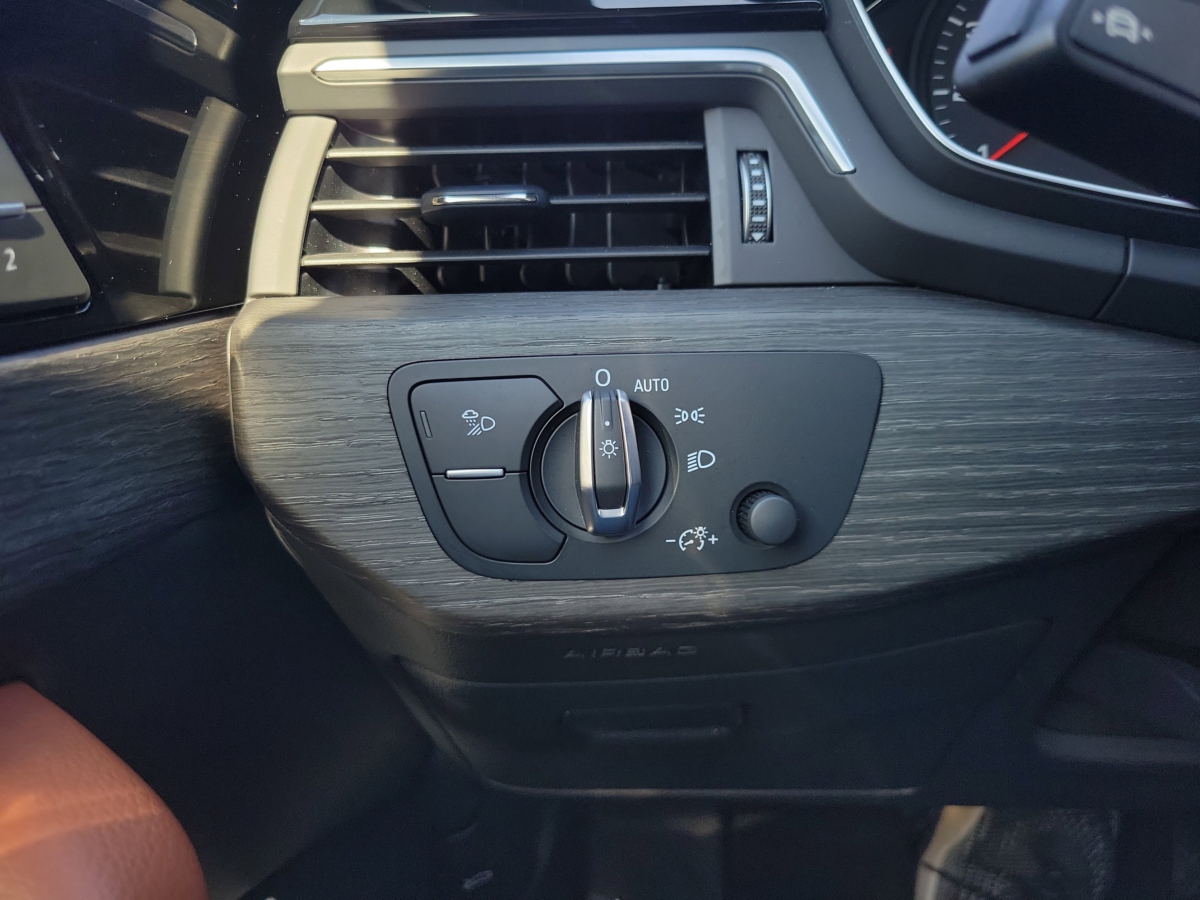 Certified 2023 Audi A4 2.0T Premium w/ Convenience Package image 29