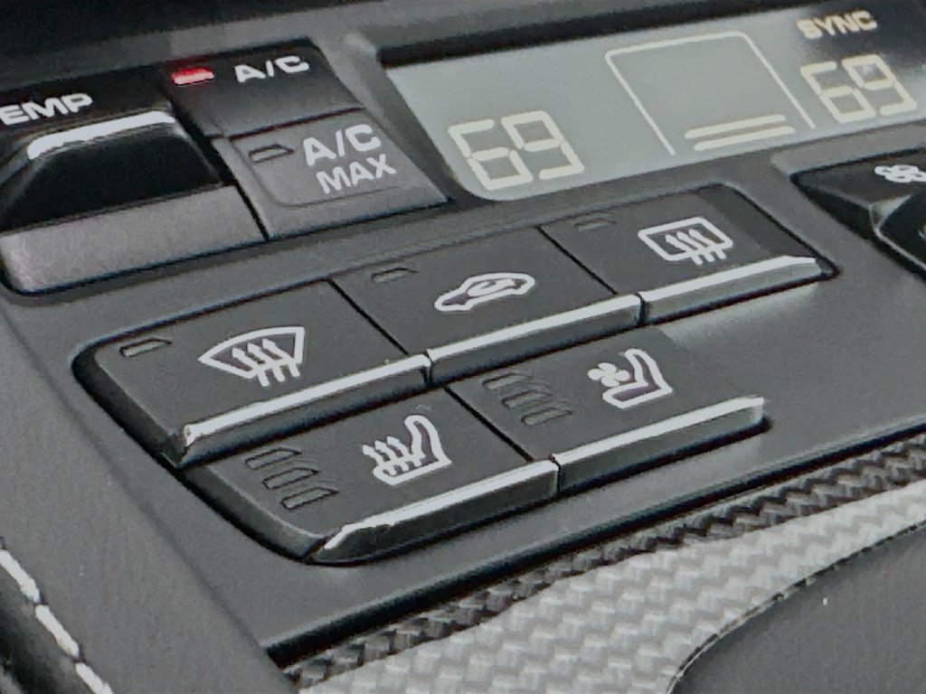 Certified 2025 Porsche 718 Cayman RWD image 21