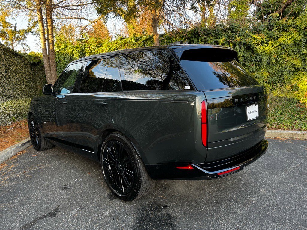 Certified 2023 Land Rover Range Rover SE image 5