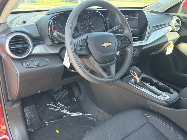 New 2026 Chevrolet Trax LS w/ LS Convenience Package FWD image 22