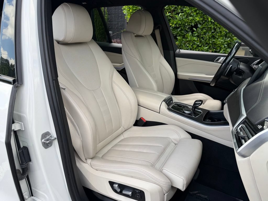 Used 2022 BMW X5 xDrive40i w/ M Sport Package AWD/4WD image 35
