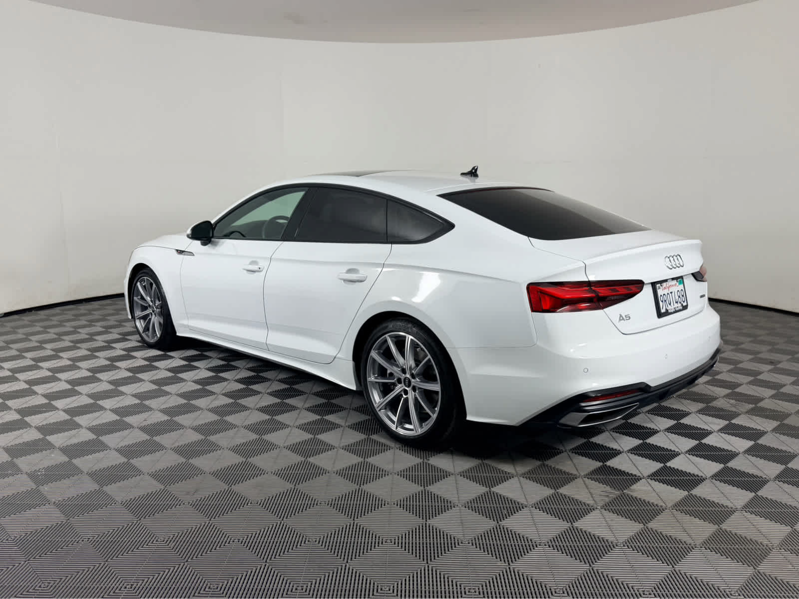 Used 2025 Audi A5 2.0T Premium Plus AWD/4WD image 5