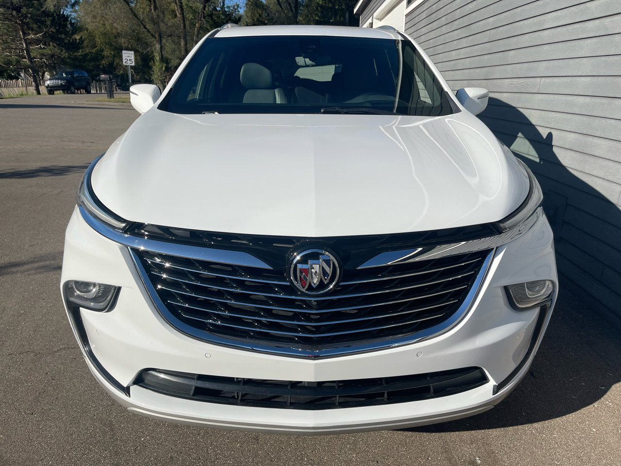 Used 2022 Buick Enclave Premium image 7