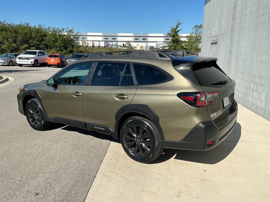 Certified 2024 Subaru Outback Onyx Edition AWD/4WD image 8