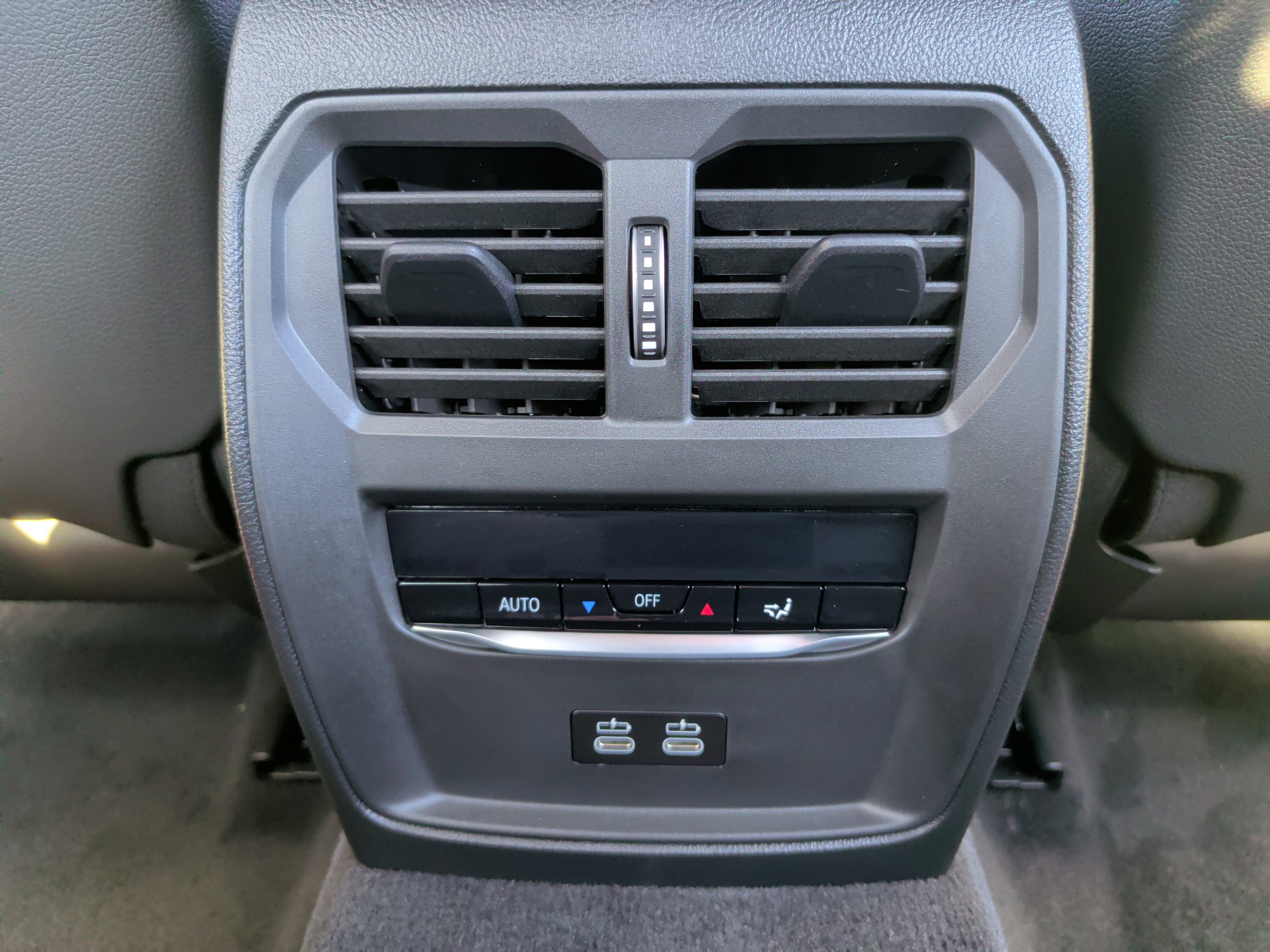 Used 2026 BMW M3 Competition w/ Executive Package image 35