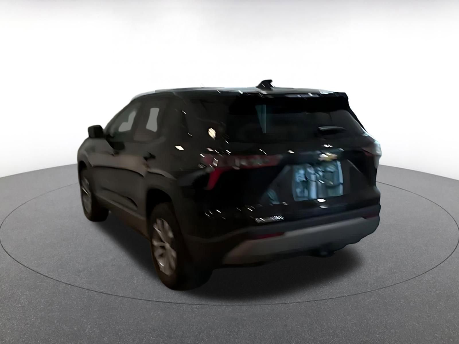 Used 2025 Chevrolet Equinox LT FWD image 12