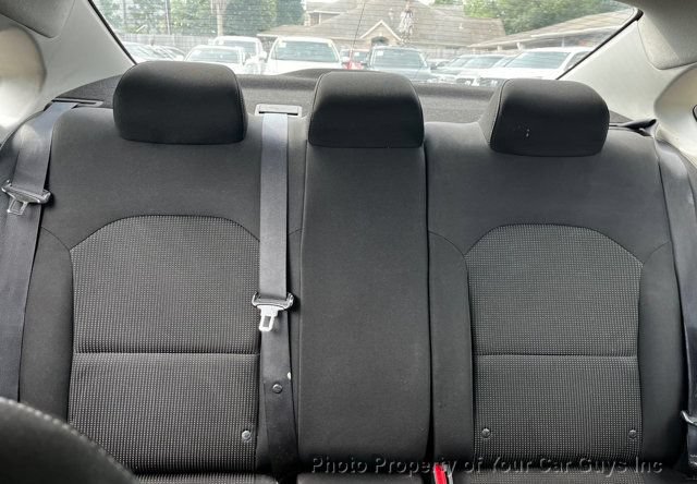 Used 2020 Kia Forte LXS FWD image 16