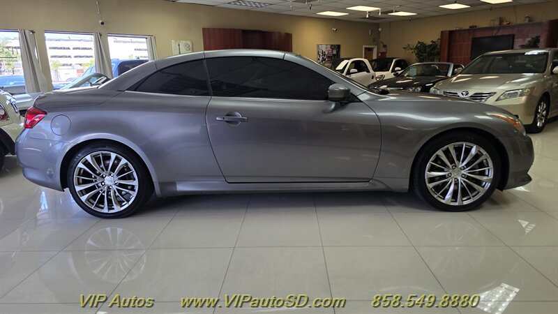 Used 2013 INFINITI G37 Convertible w/ Premium Pkg RWD image 7