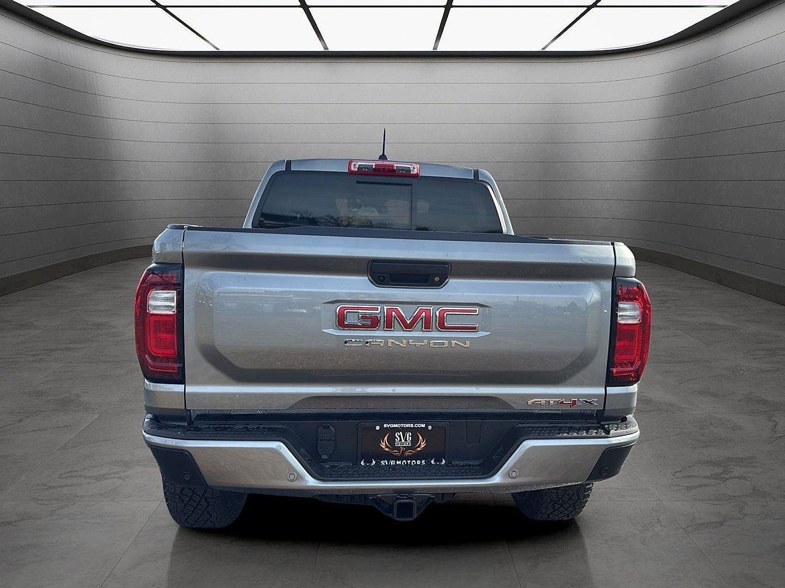 New 2025 GMC Canyon AT4 w/ AT4X Package image 4
