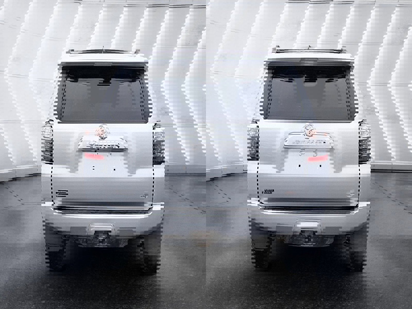 Used 2022 Toyota 4Runner SR5 image 5