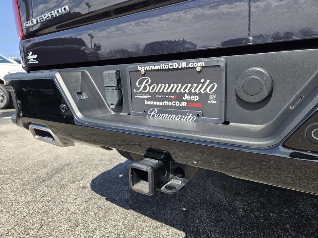 Used 2022 Chevrolet Silverado 1500 LT Trail Boss w/ LT Trail Boss Premium Package image 15