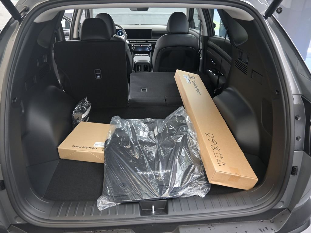 New 2026 Hyundai Tucson Limited image 17