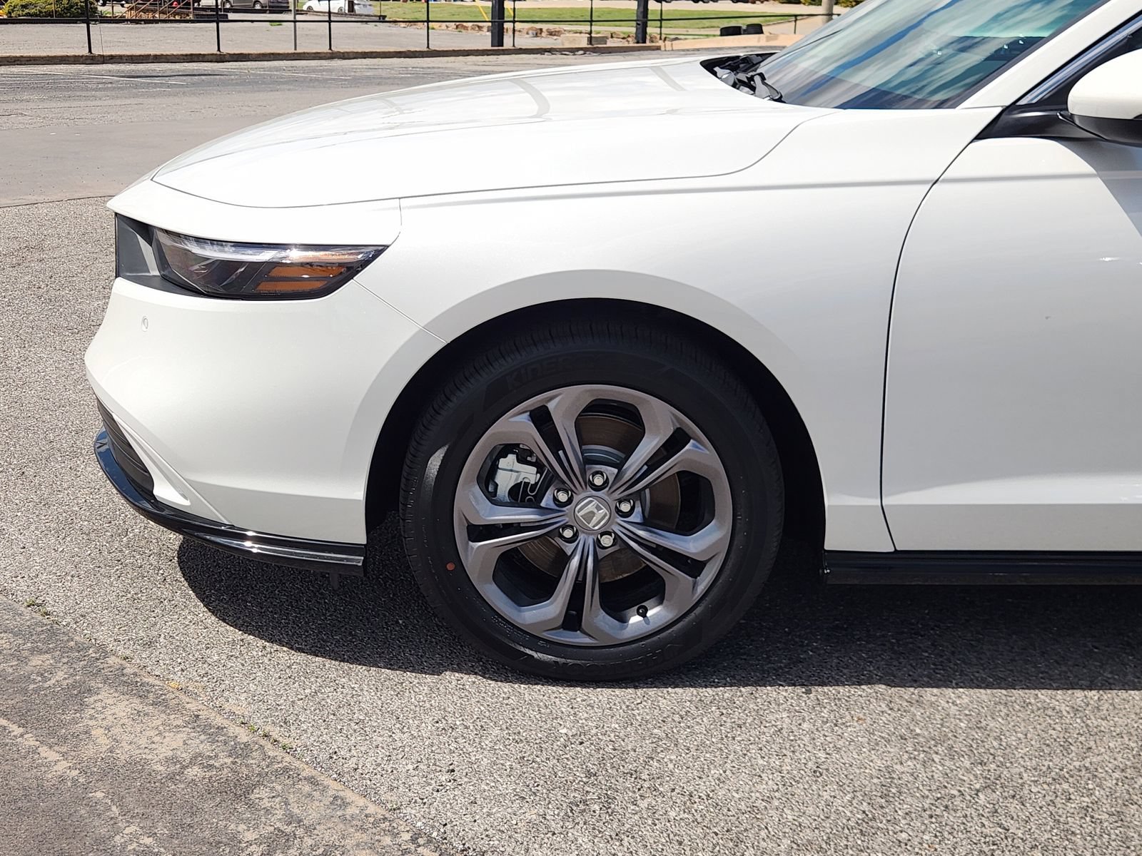 New 2026 Honda Accord EX-L image 9