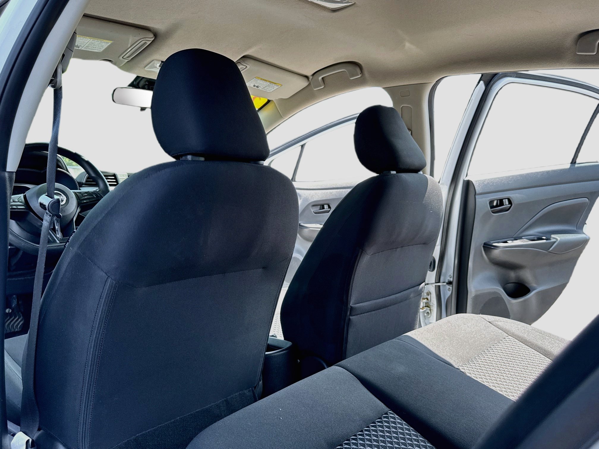 Used 2023 Nissan Versa S FWD image 20