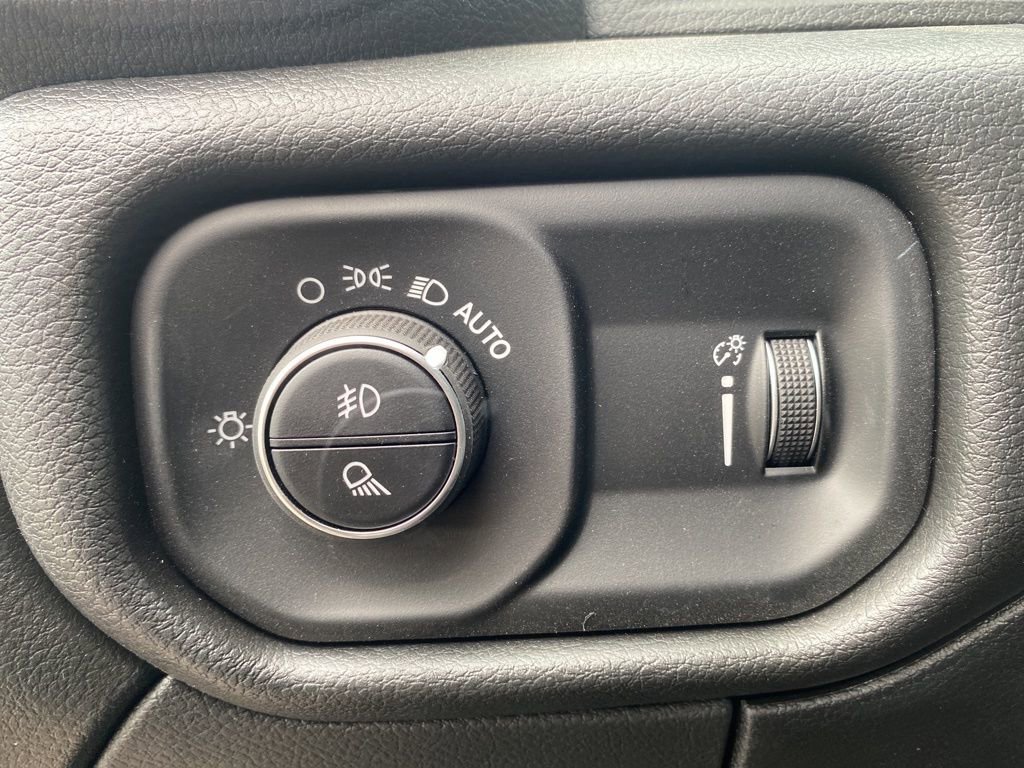 Used 2025 RAM 2500 Tradesman image 21