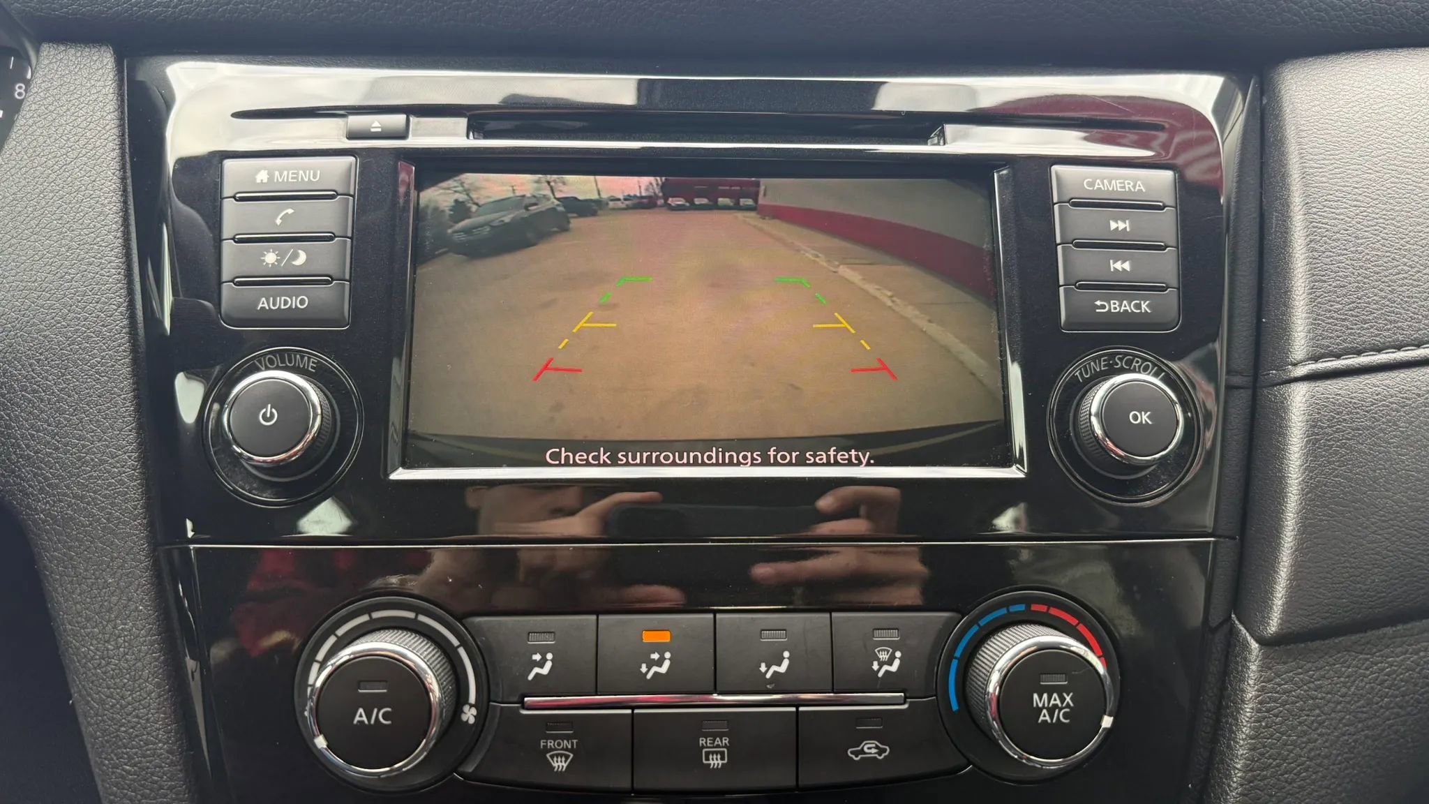 Used 2019 Nissan Rogue S image 19