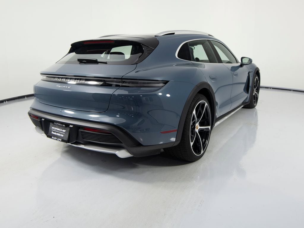 New 2026 Porsche Taycan 4 Cross Turismo AWD/4WD image 10