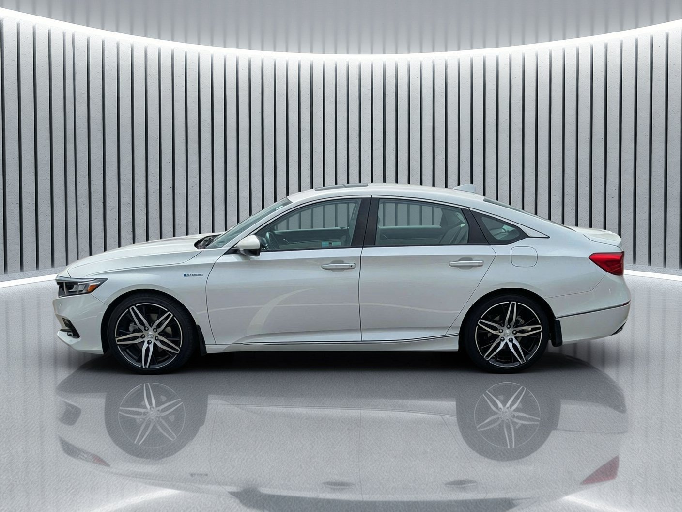 Used 2022 Honda Accord Touring image 9