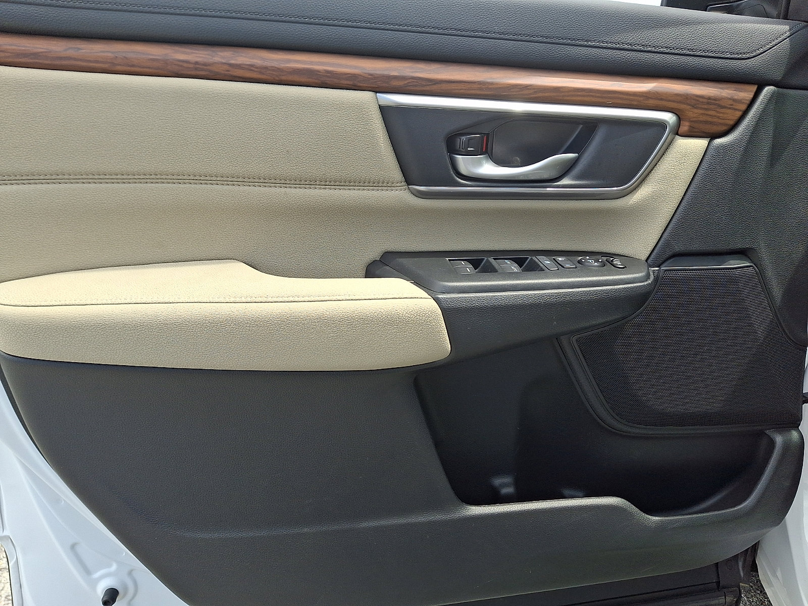 Used 2019 Honda CR-V EX image 12