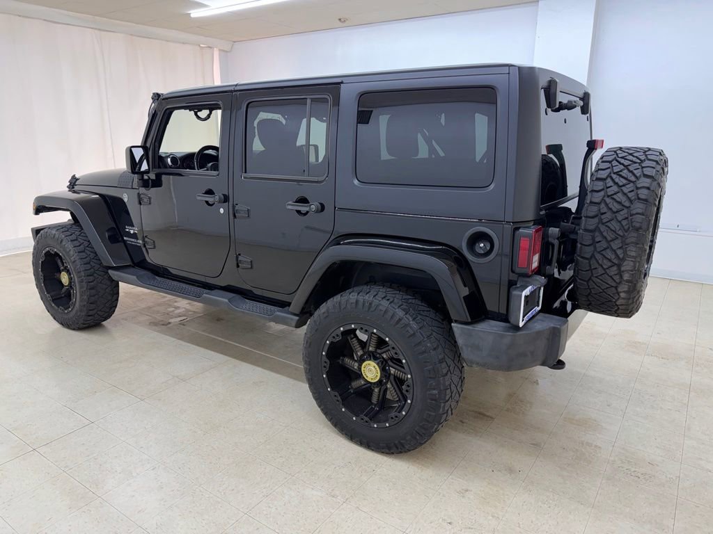 Used 2017 Jeep Wrangler Unlimited Sahara image 3