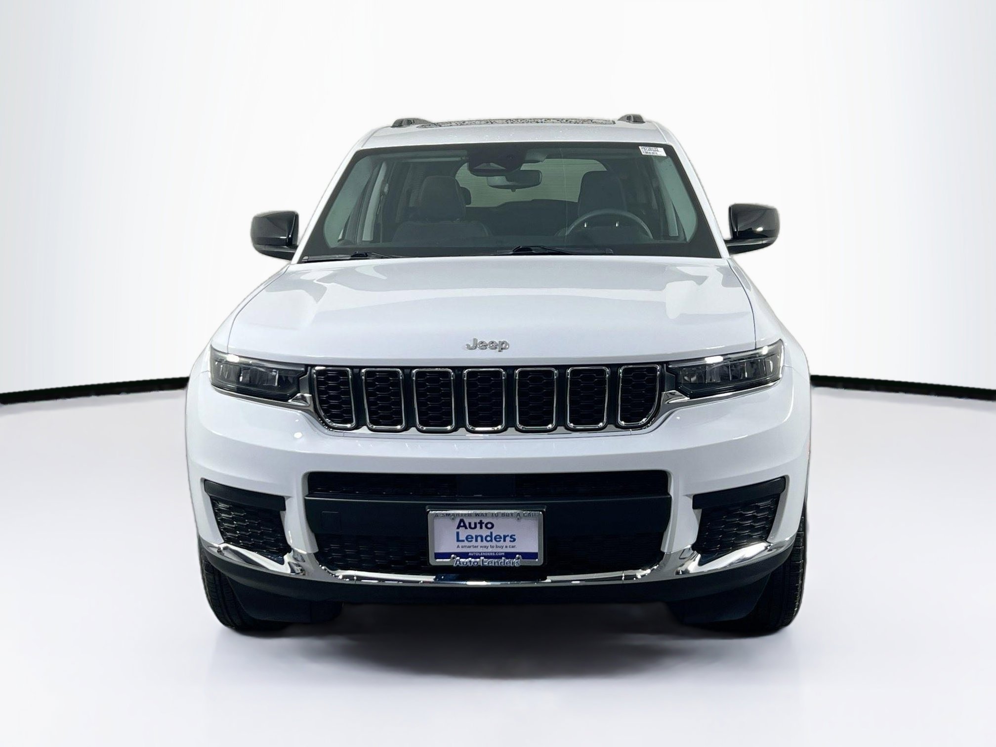 Used 2023 Jeep Grand Cherokee L Laredo AWD/4WD image 2