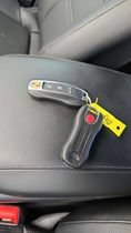 Used 2025 Porsche Cayenne E-Hybrid w/ Premium Package Plus AWD/4WD image 2