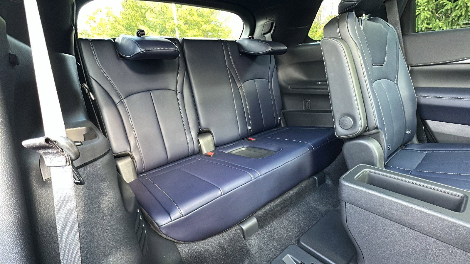 New 2026 INFINITI QX60 Sport image 11