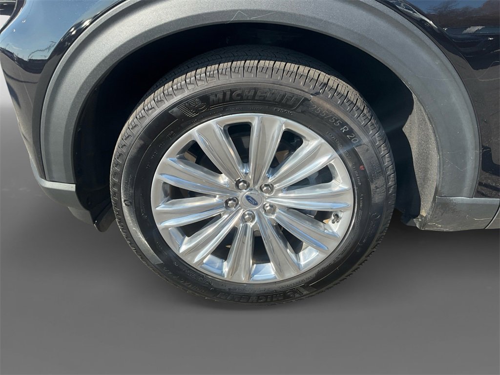 Used 2023 Ford Explorer Limited w/ Equipment Group 301A image 14