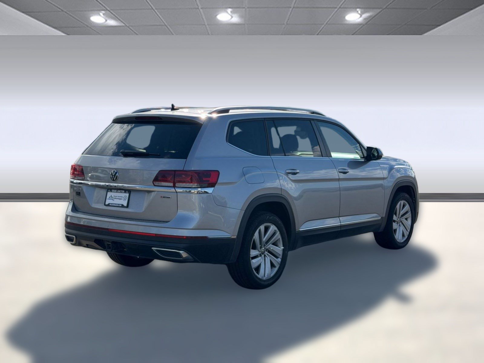 Used 2021 Volkswagen Atlas SEL w/ MDO Package (Bench Seat) AWD/4WD image 9