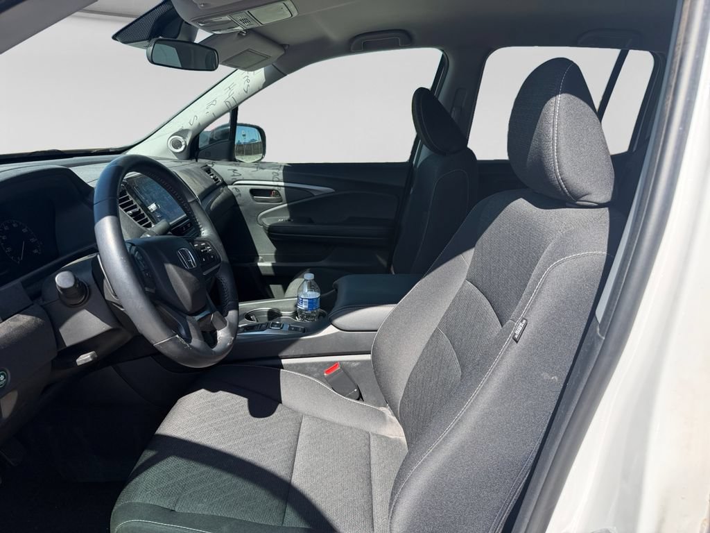 Used 2025 Honda Ridgeline Sport image 24
