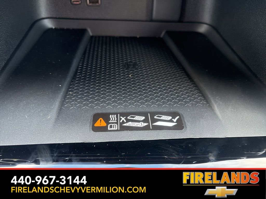 New 2026 Chevrolet Traverse LT w/ LPO, Floor Liner Package FWD image 4