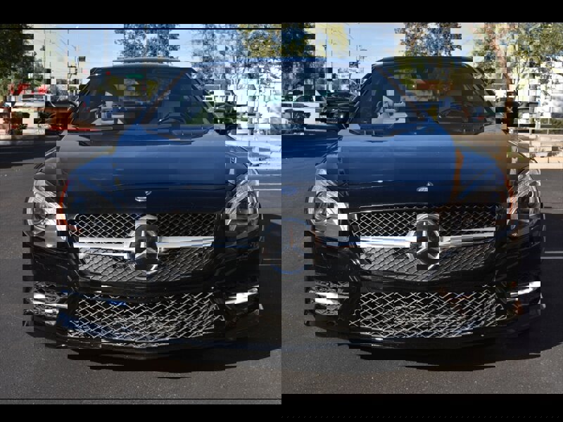 Used 2015 Mercedes-Benz SL 550 w/ Driver Assistance Package image 14