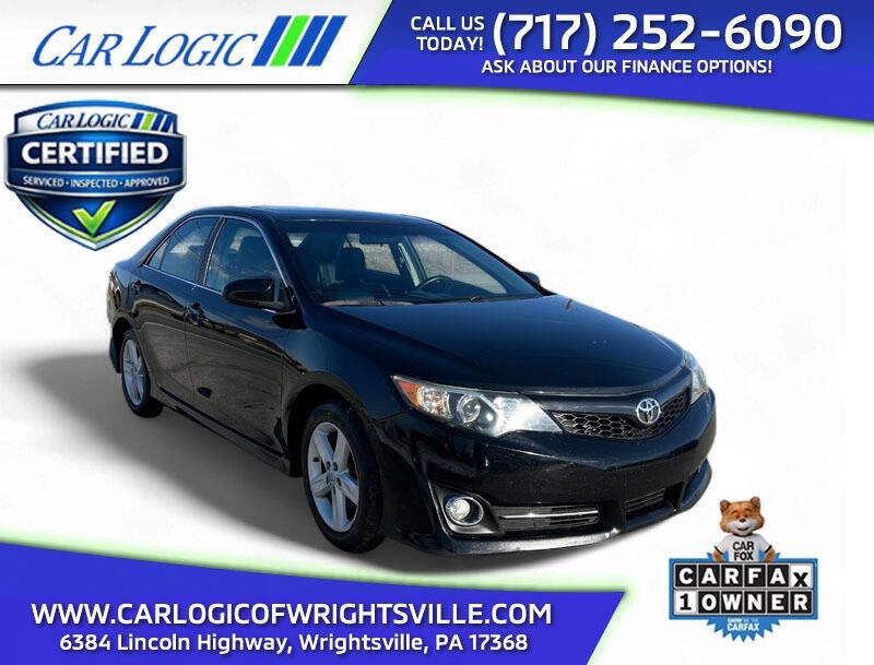 Used 2014 Toyota Camry SE w/ Moonroof Package