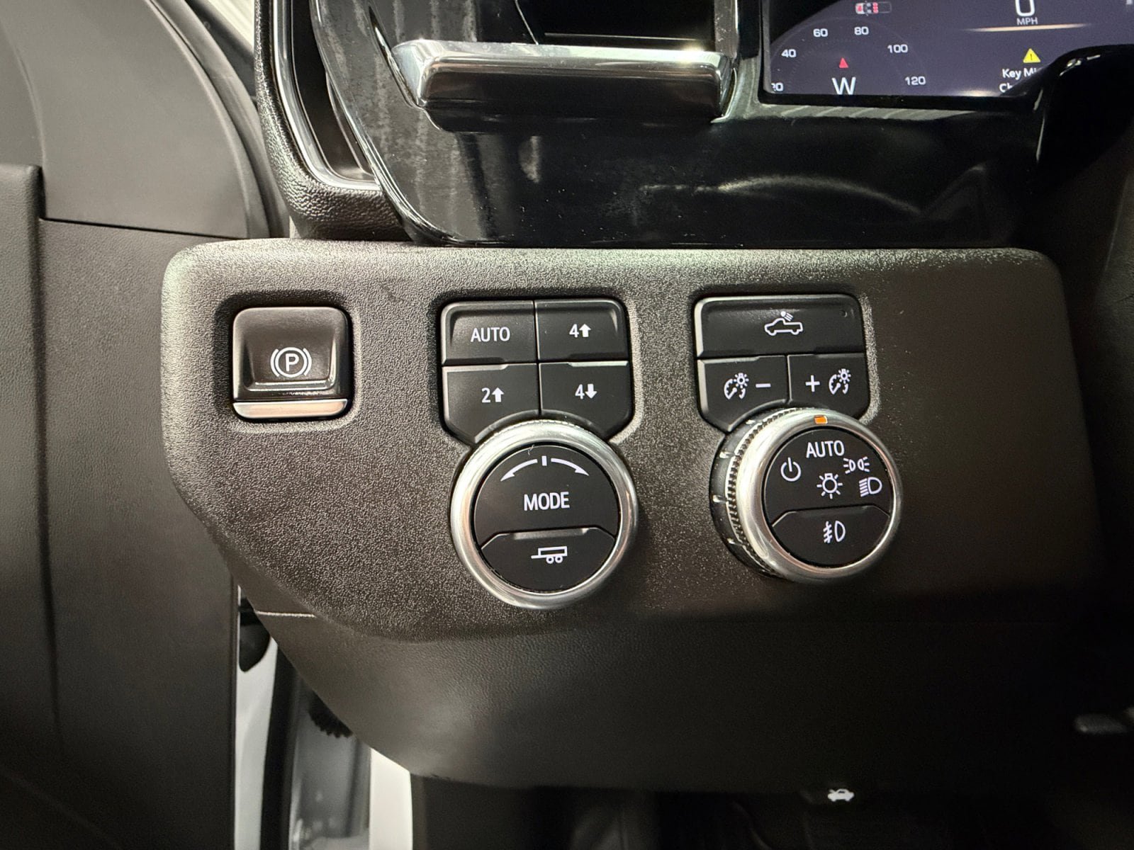 Used 2024 GMC Sierra 2500 SLE w/ SLE Convenience Package AWD/4WD image 22
