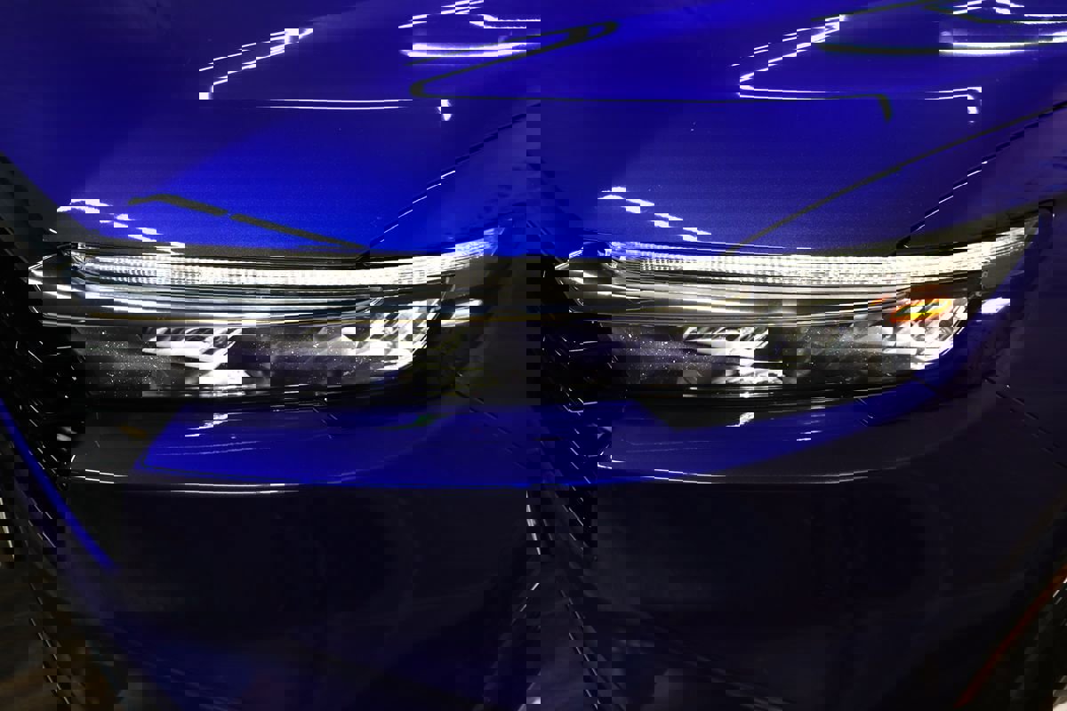 Used 2025 Honda CR-V EX-L image 11