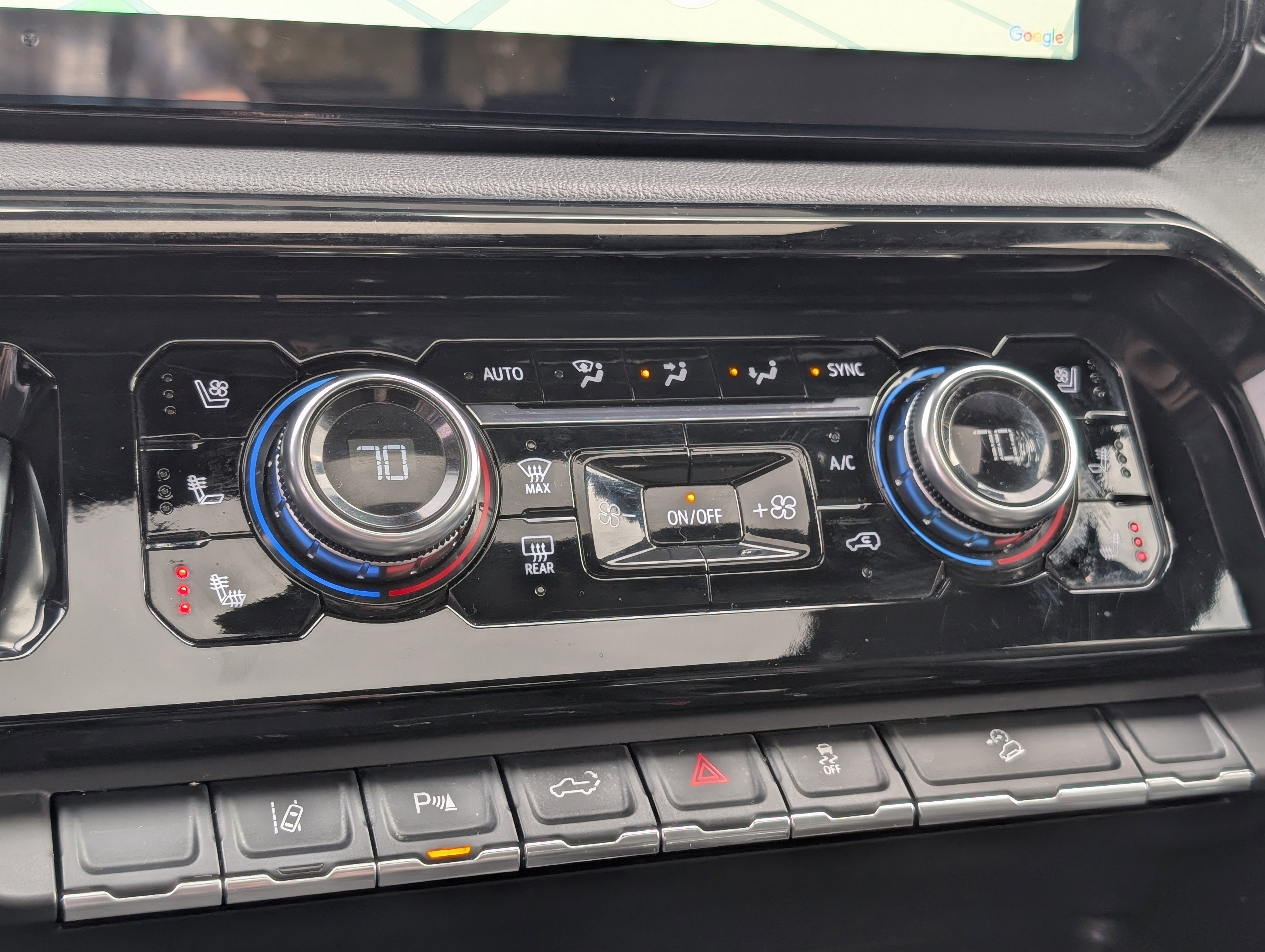 Used 2025 GMC Sierra 2500 AT4 w/ AT4 Premium Plus Package image 25