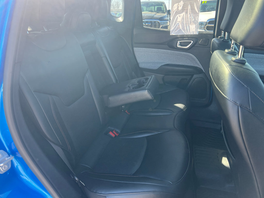 Used 2023 Jeep Compass Latitude w/ Sun and Sound Group image 18