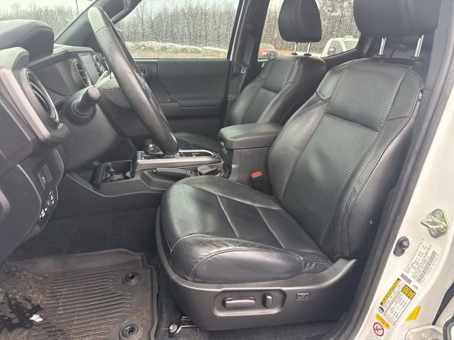 Used 2020 Toyota Tacoma TRD Off-Road w/ TRD Premium Off Road Package image 10