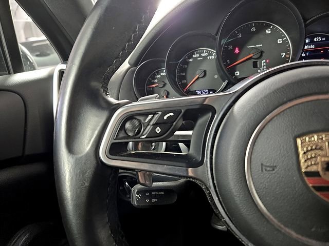 Used 2017 Porsche Cayenne Platinum Edition image 21