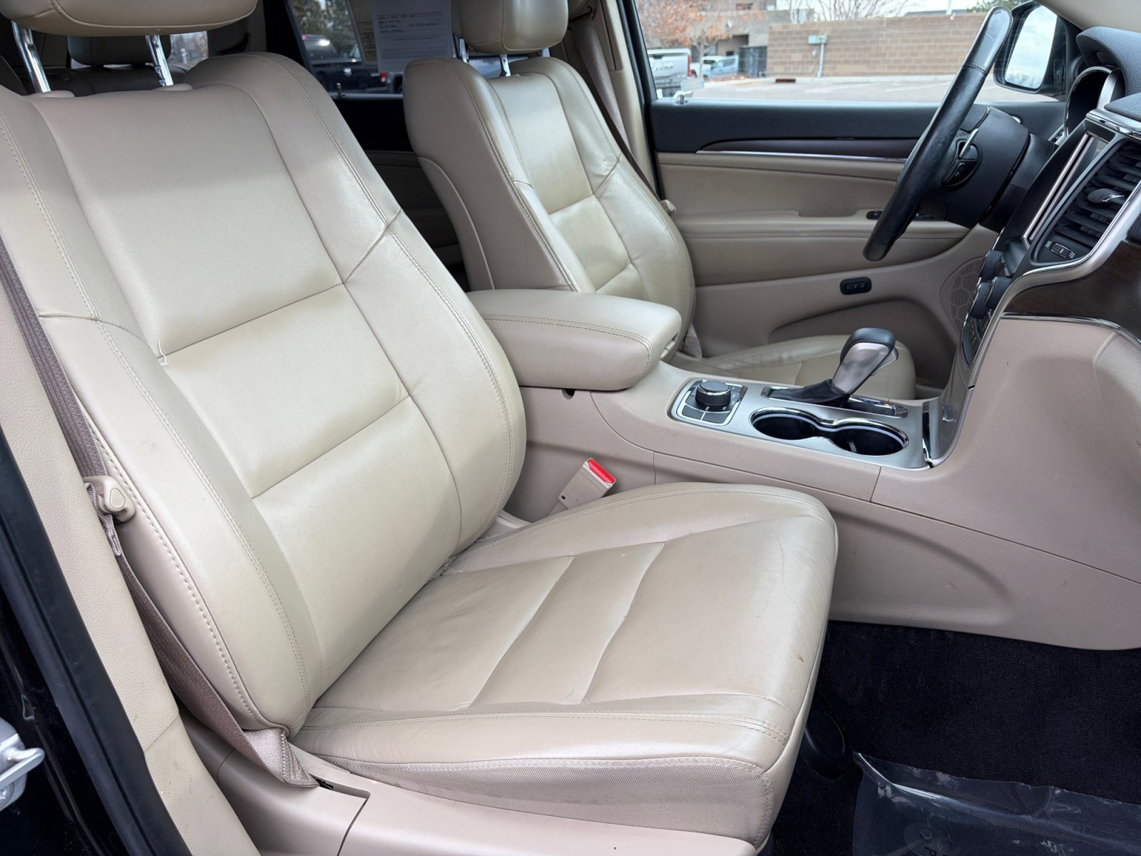 Used 2017 Jeep Grand Cherokee Limited w/ Trailer Tow Group IV image 26