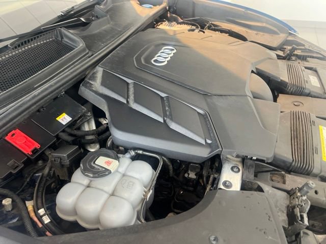 Used 2020 Audi Q8 Premium Plus w/ Premium Plus Package AWD/4WD image 39