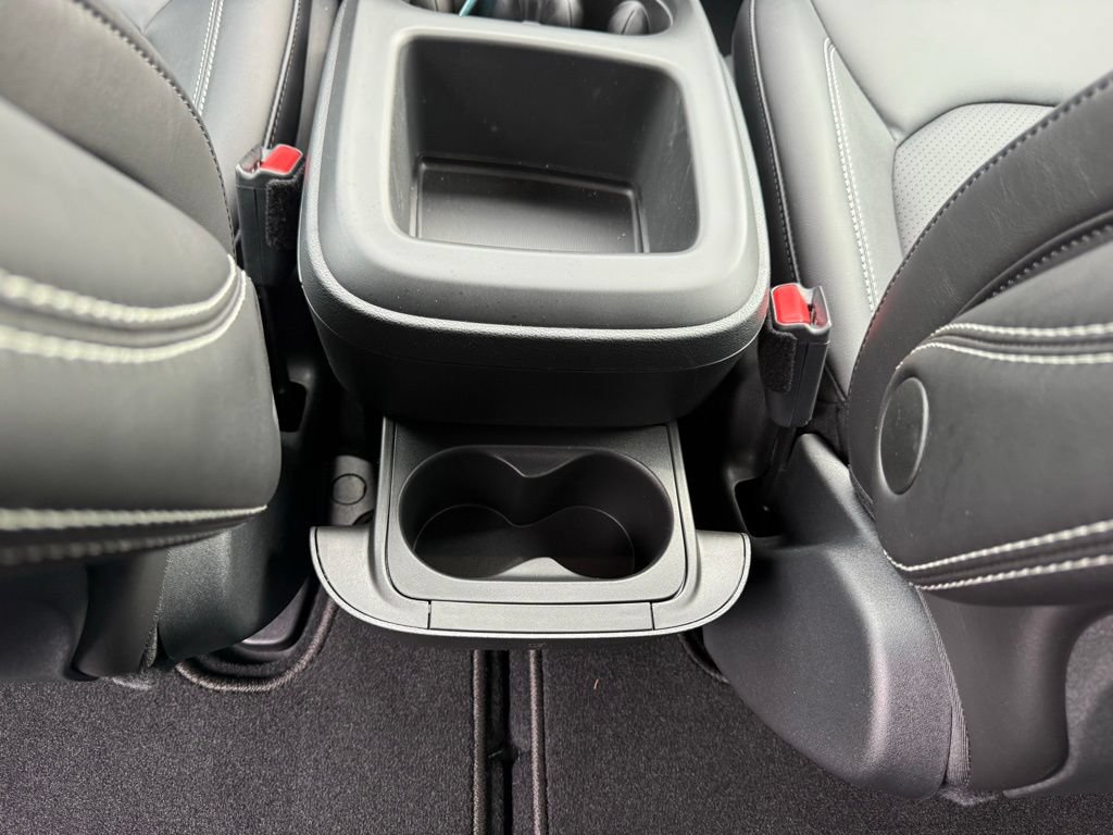 New 2026 Chrysler Pacifica Select FWD image 38